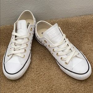 ‼️SALE‼️ Converse white and gold. Pre-owned 👟